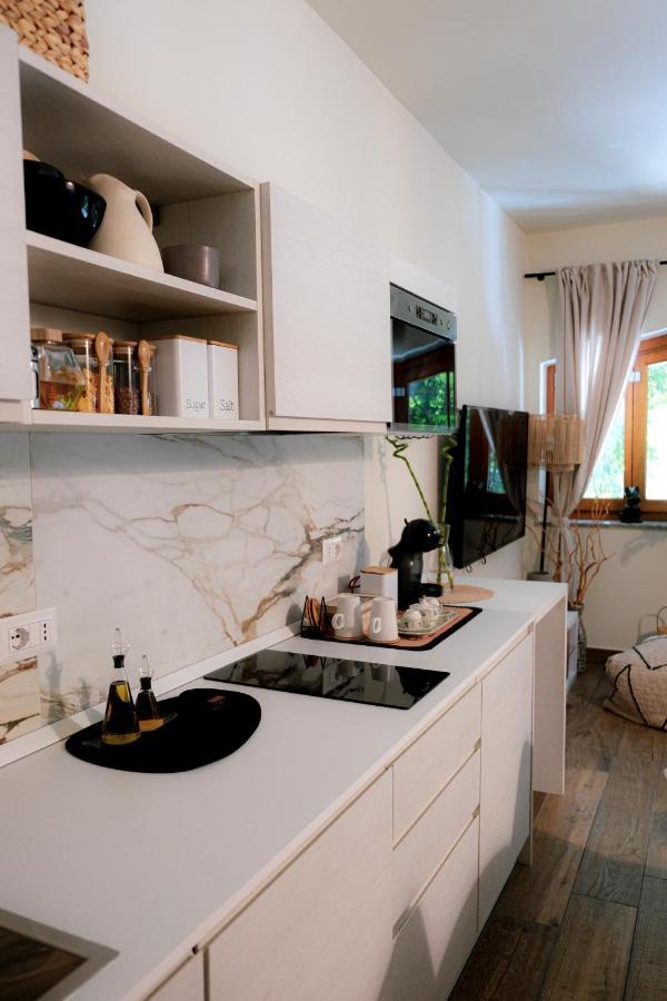 Suite Yenne Cagliari Exteriör bild