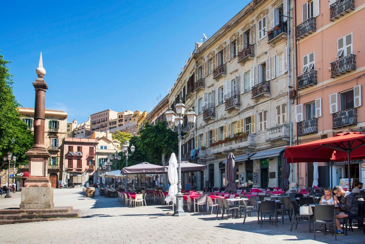 Suite Yenne Cagliari Exteriör bild